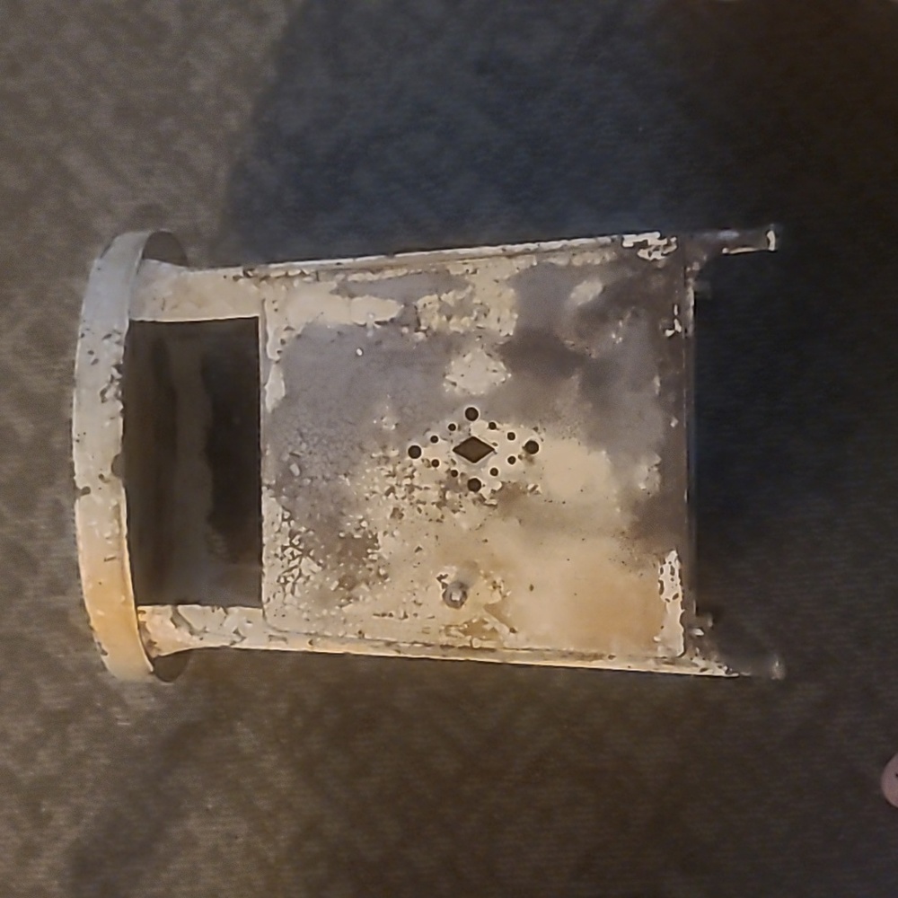 1920S RUSTIC METAL STOOL